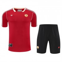 Manchester United Adult Terrace Icons Training Kit 2025-26